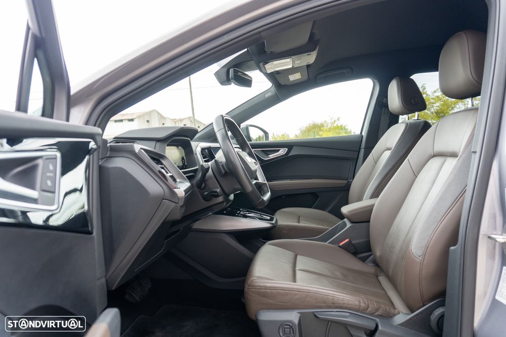 Audi Q4 e-tron 45 quattro - 14