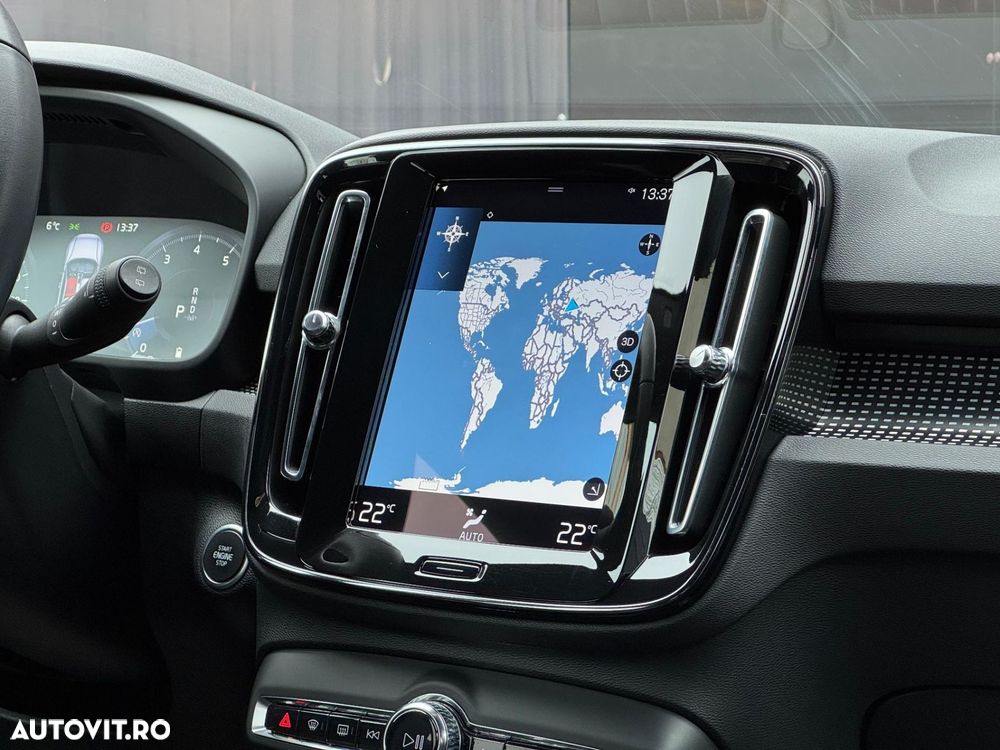 Volvo XC 40 B4 AT8 AWD Mild Hybrid R-Design - 10
