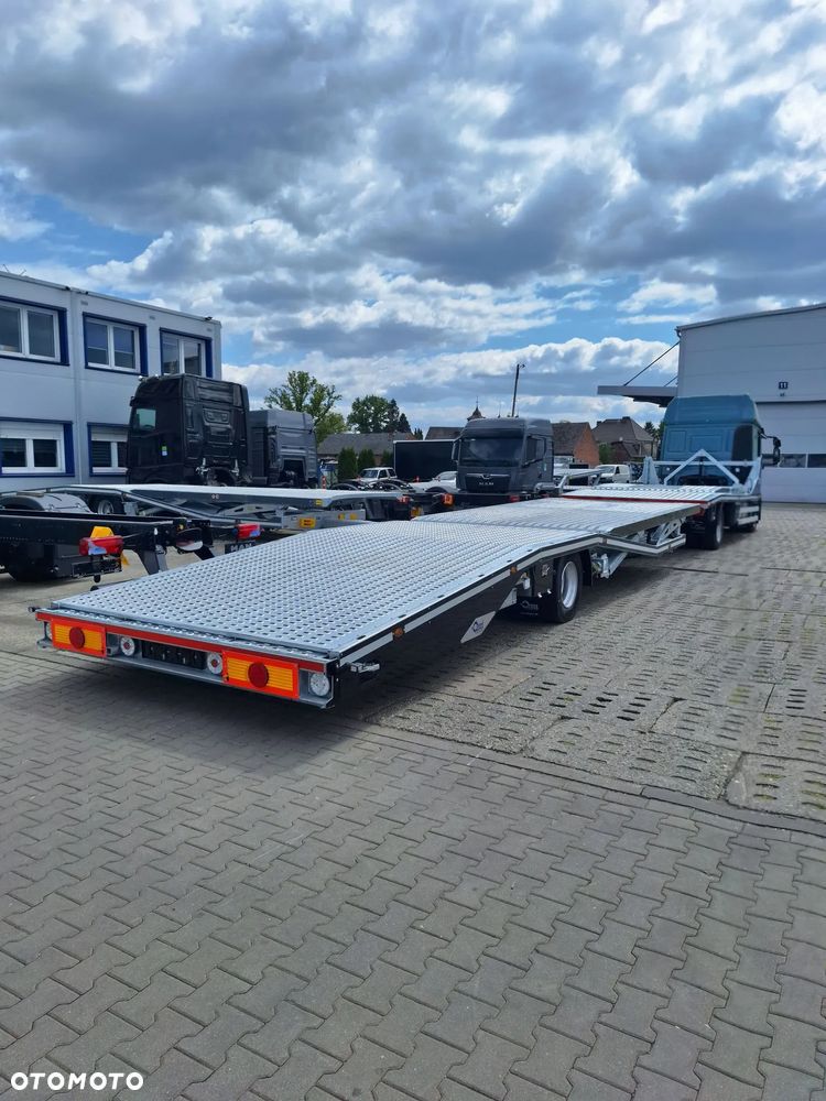 Iveco EUROCARGO BLYS - 12