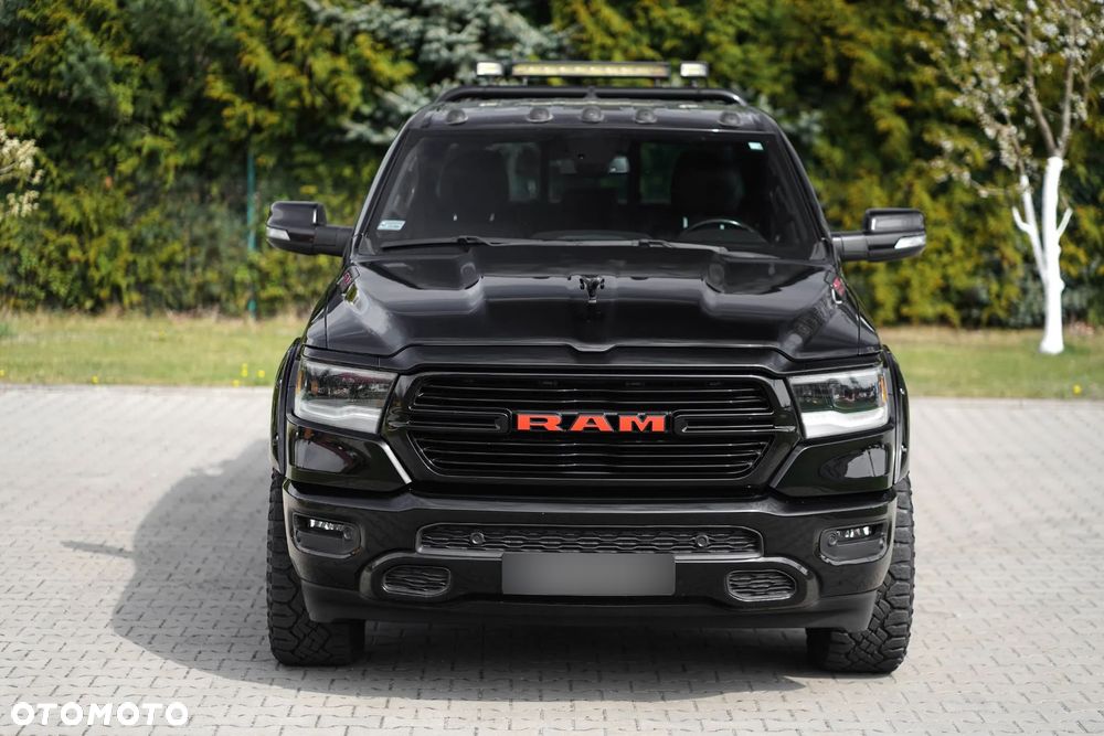 Dodge RAM 5.7 4x4 - 15