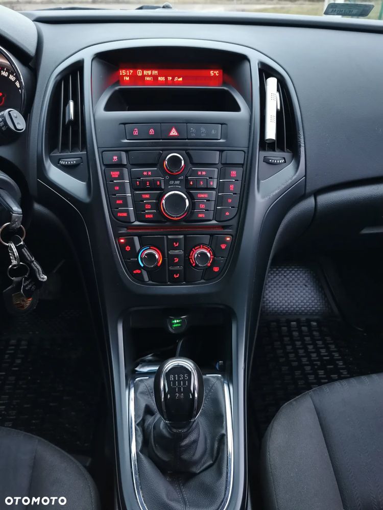 Opel Astra 1.6 Enjoy - 11