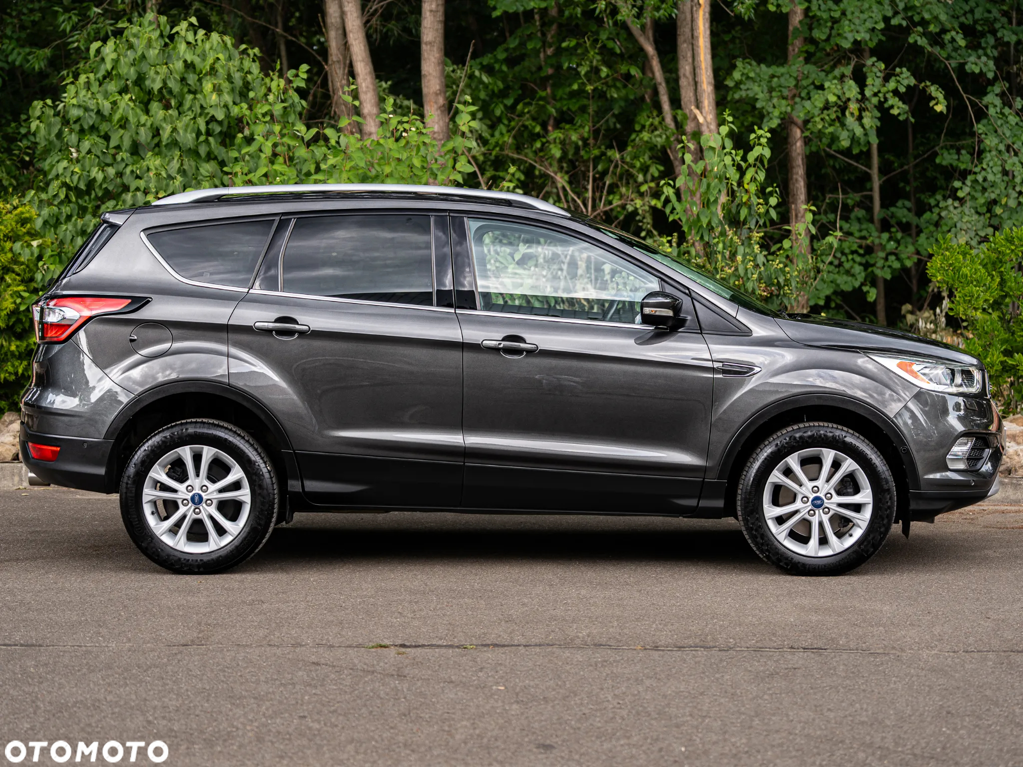 Ford Kuga 2.0 TDCi 2x4 Business Edition - 5