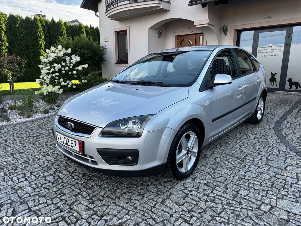 Ford Focus 2.0 16V Sport - 1