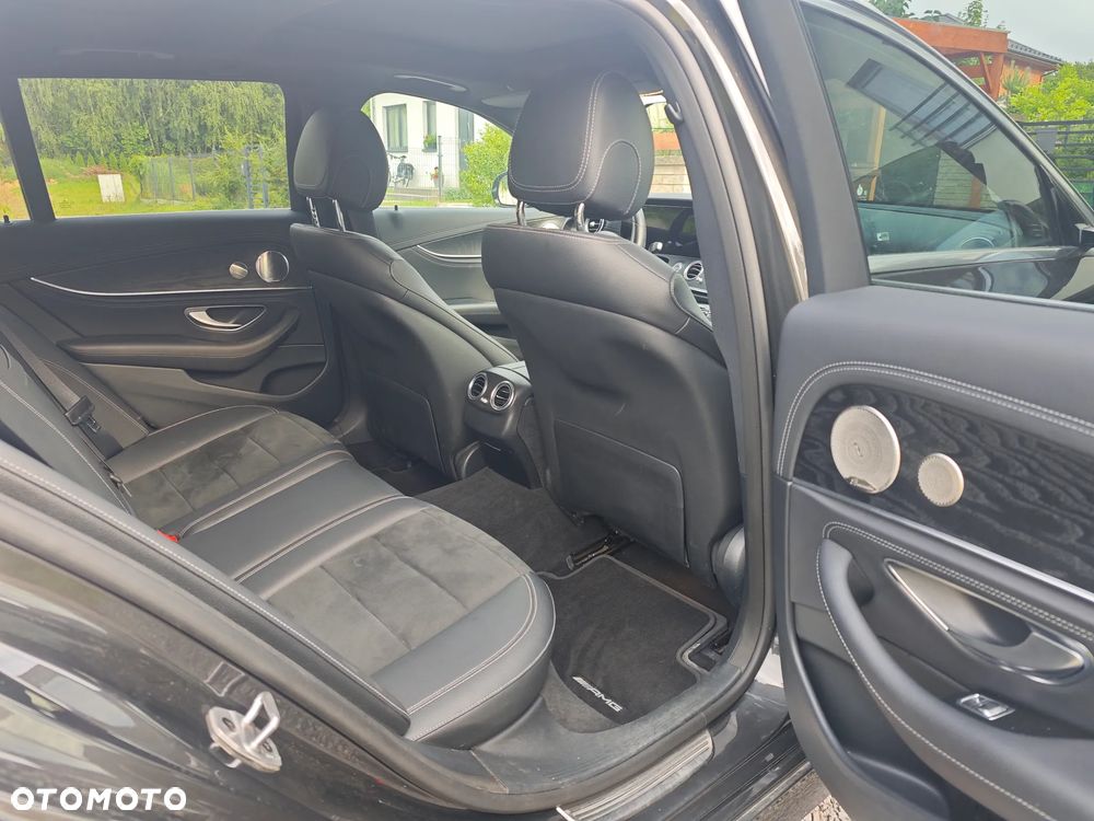 Mercedes-Benz Klasa E 300 Business Edition - 15