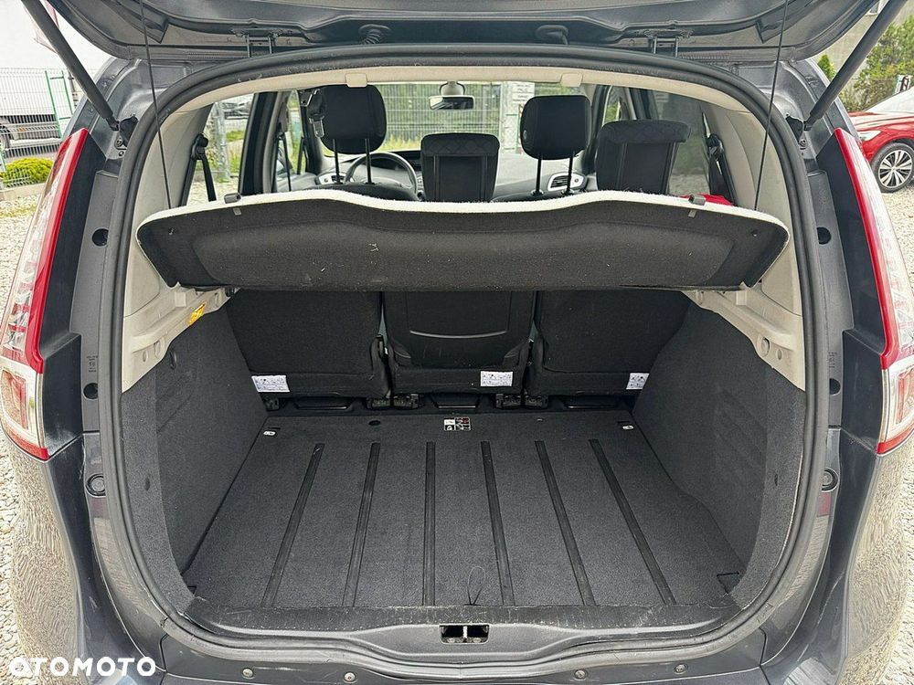 Renault Scenic - 16