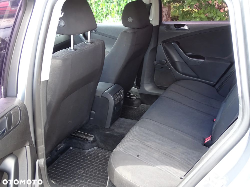 Volkswagen Passat 1.9 TDI Comfortline - 30