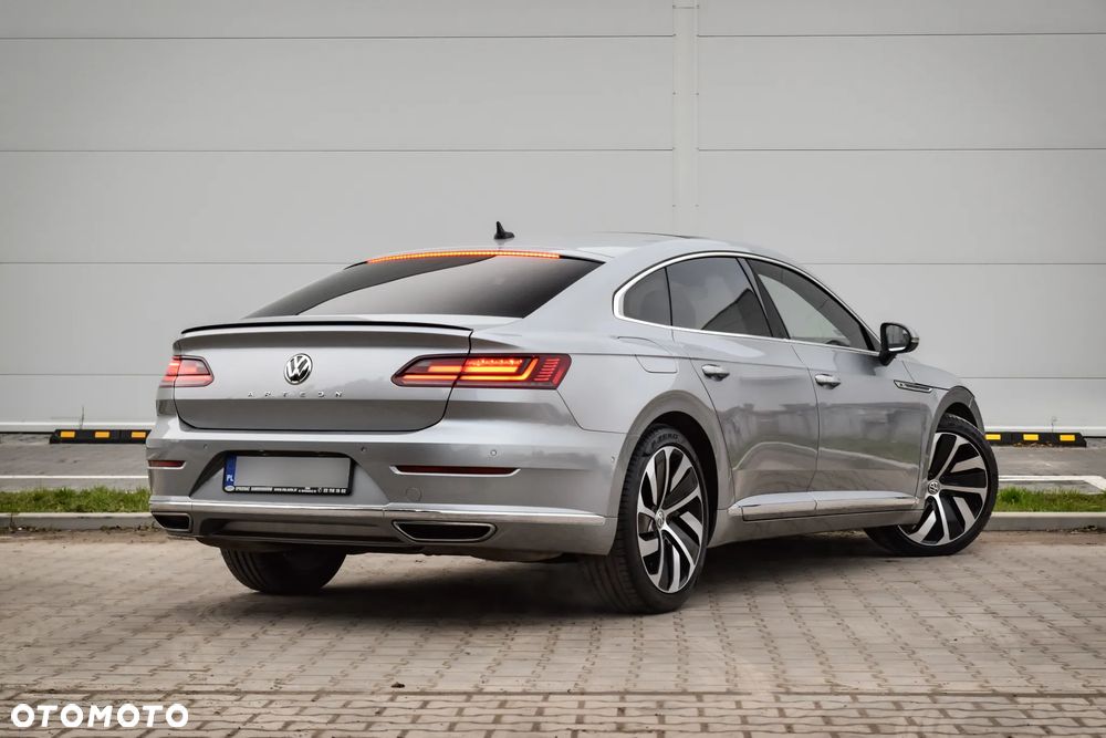 Volkswagen Arteon 2.0 TSI R-Line DSG - 2