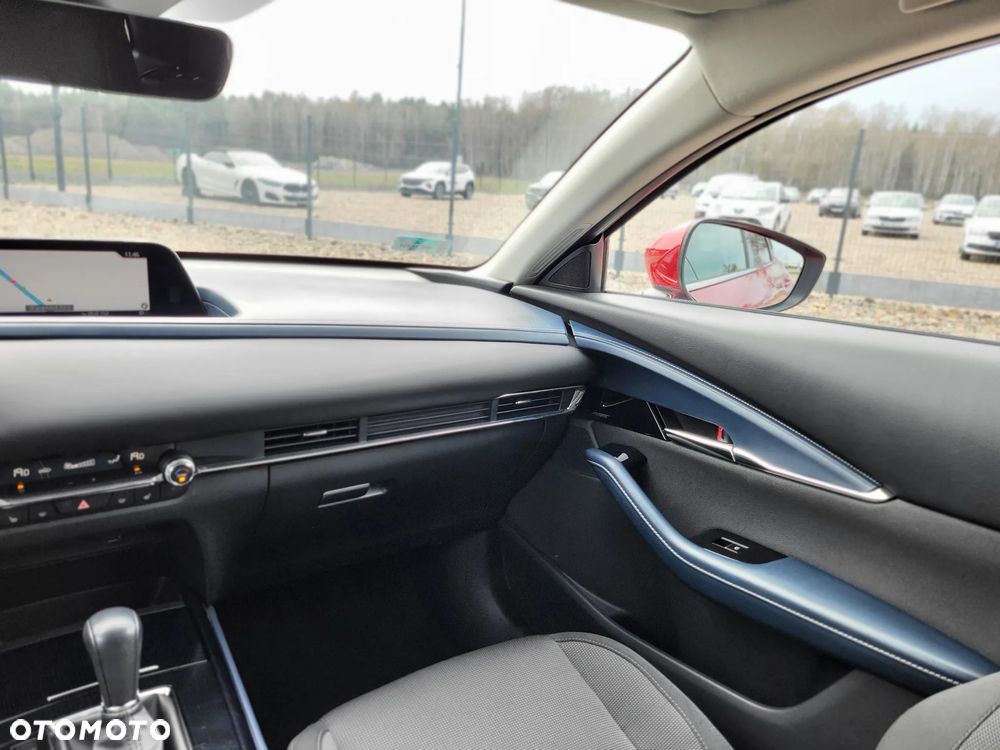 Mazda CX-30 2.0 mHEV Hikari 2WD - 11