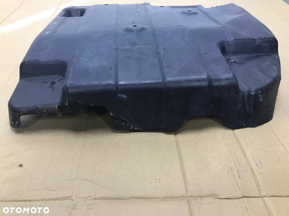 Osłona podwozia Mercedes e-klasa w238 coupe tylna tył a2386931400 - 2