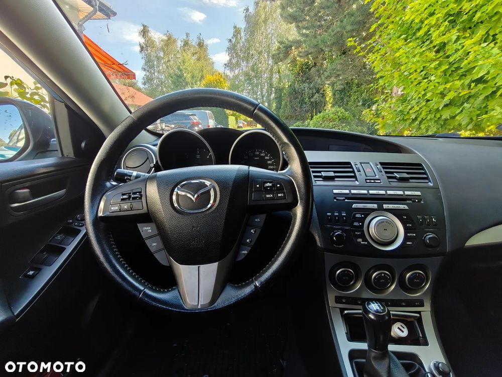 Mazda 3 1.6 CD Exclusive + - 13