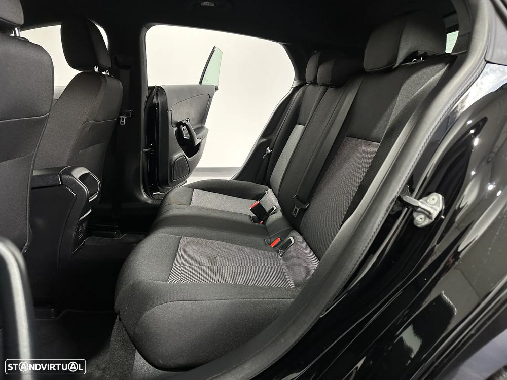 Mercedes-Benz CLA 200 d Progressive Aut. - 48