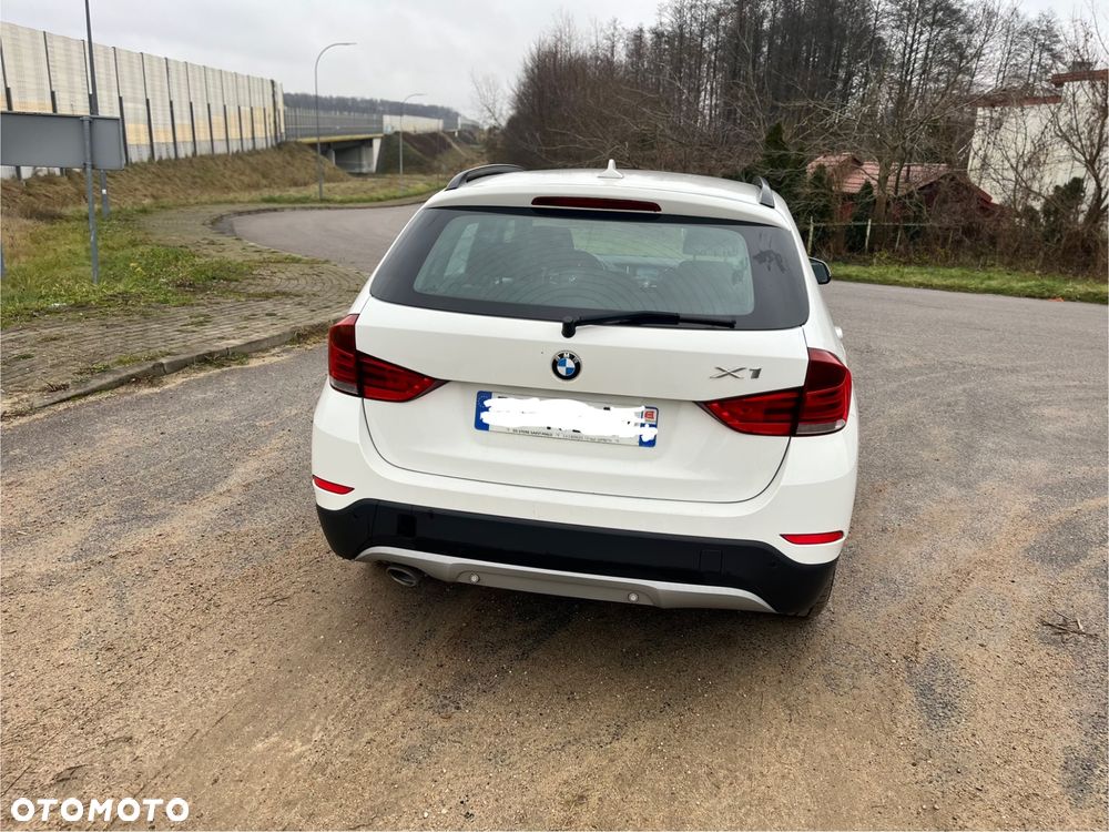 BMW X1 sDrive16d xLine - 6