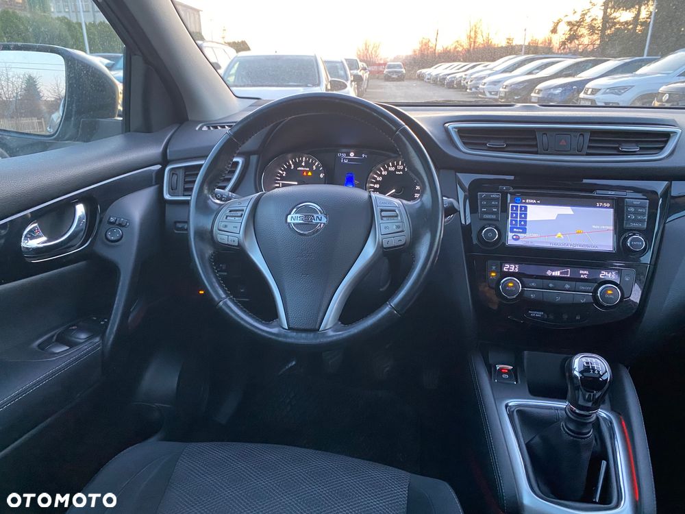 Nissan Qashqai 1.6 DIG-T N-Connecta - 31
