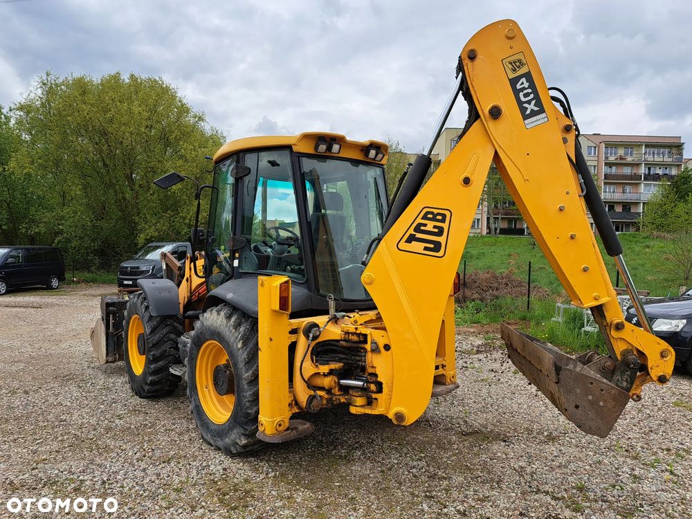 JCB 4CX - 7