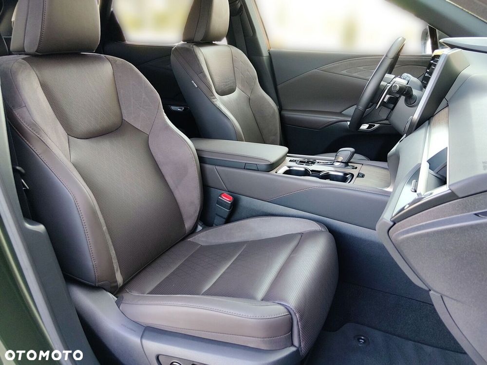 Lexus RX - 13