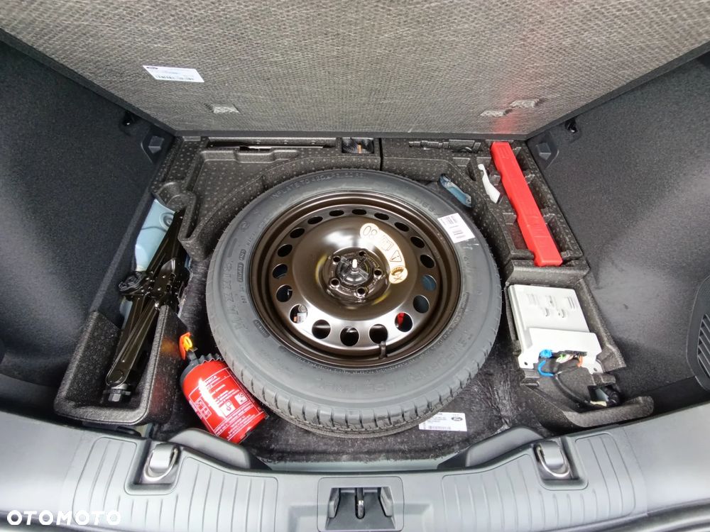 Ford Kuga 2.5 FHEV FWD ST-Line X - 10