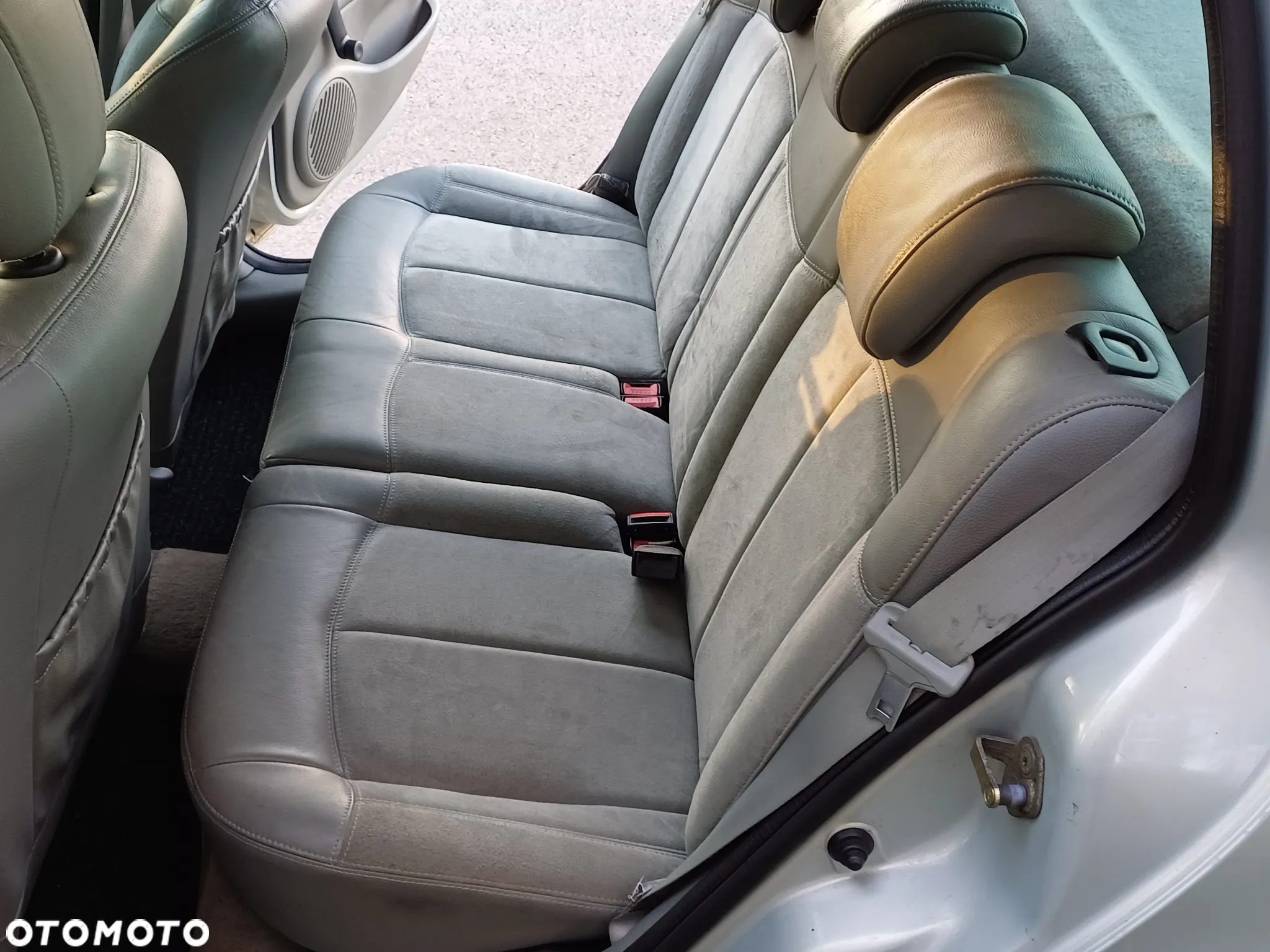 Renault Clio - 27