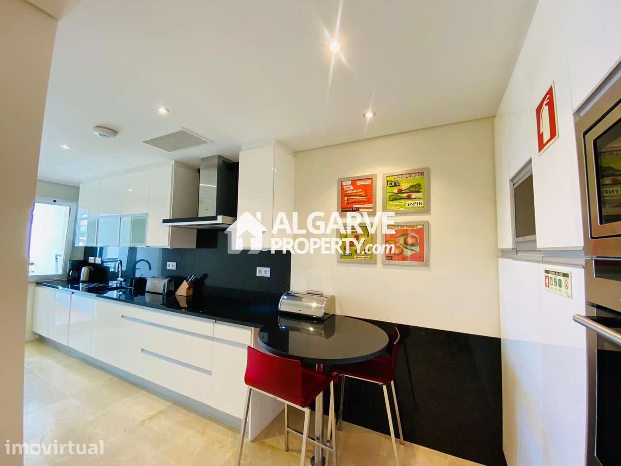 Apartamento T2 Top Floor de luxo junto ao golfe em Vilamoura, Algarve - Grande imagem: 3/17