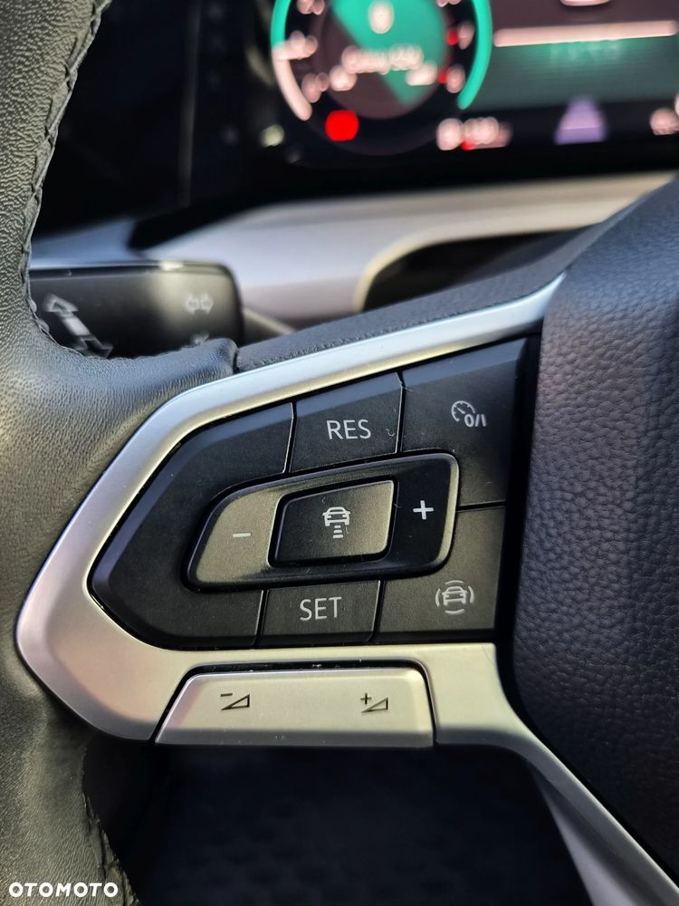 Volkswagen Golf 1.5 TSI EVO Life - 12