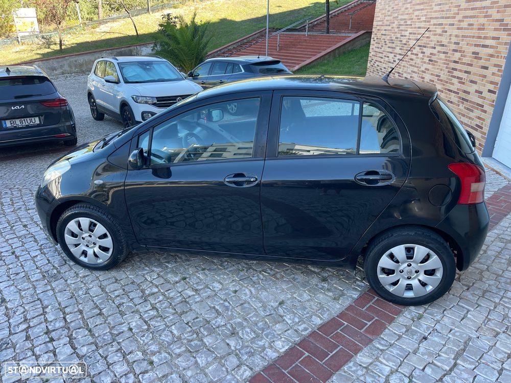 Toyota Yaris 1.0 VVT-i AC Manual - 4