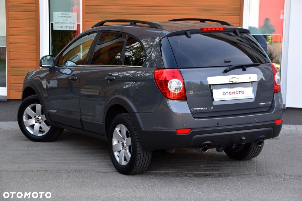 Chevrolet Captiva 2.0 2WD 7 Sitzer LS - 10
