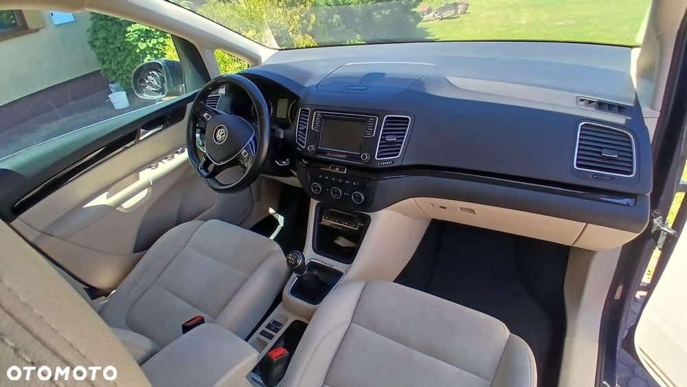 Volkswagen Sharan 2.0 TDI 4Motion BlueMotion Technology Comfortline - 6