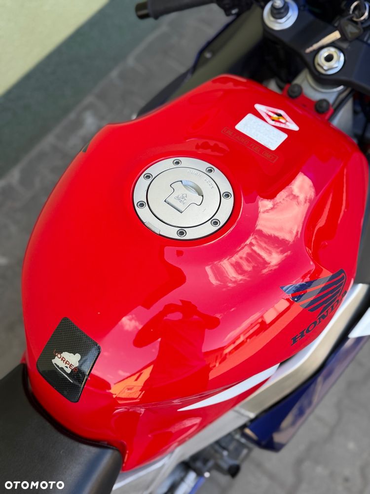 Honda CBR - 18