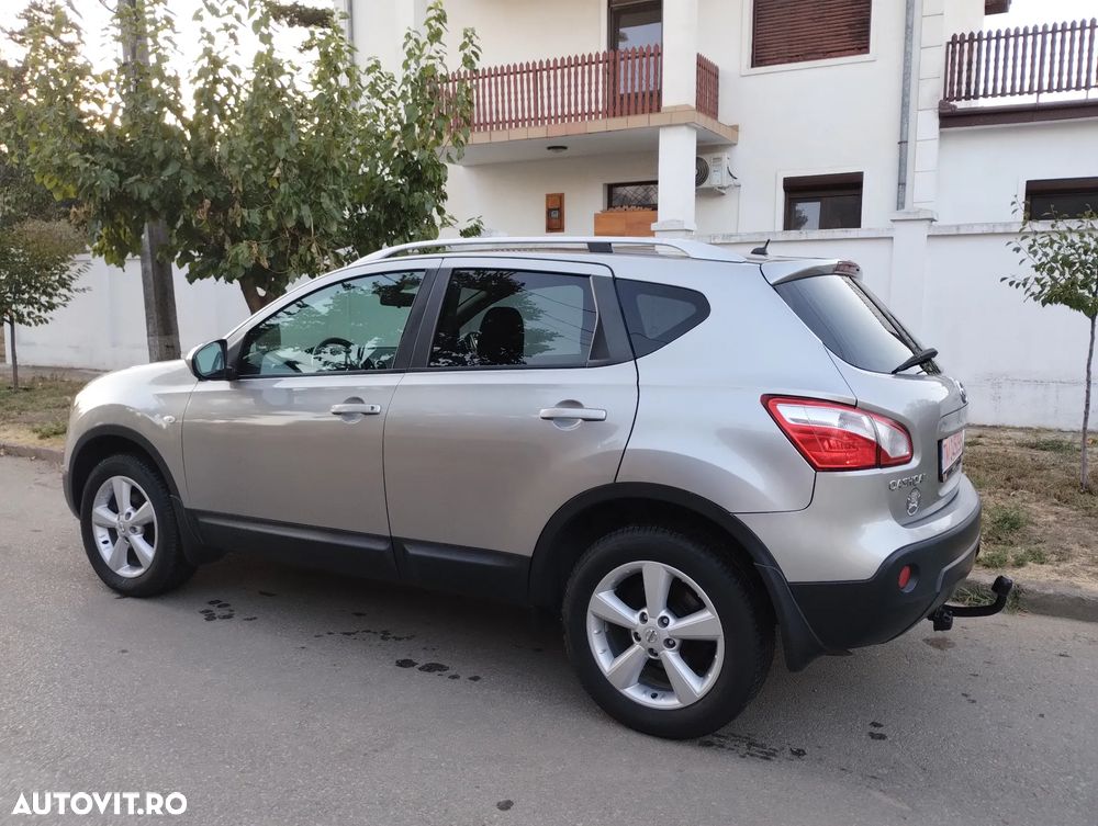 Nissan Qashqai+2 1.6 dCi DPF 4x4 Start/Stop tekna - 6