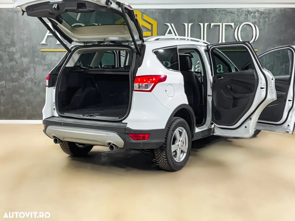 Ford Kuga - 21
