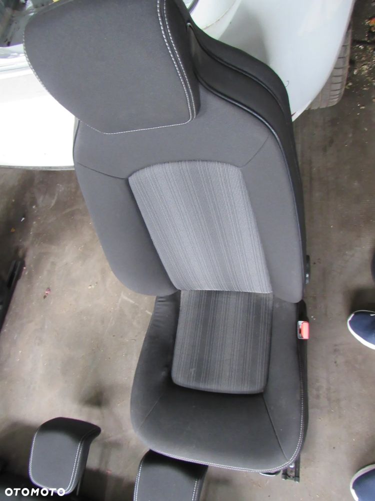 renault zoe komplet foteli 2018r - 2