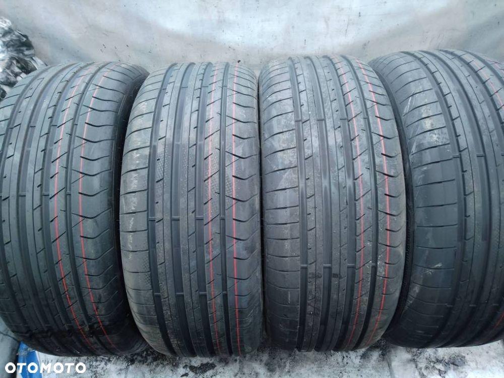 Goodyear Eagle Sport 2 UHP 245/45 r19 102Y 2025 8mm