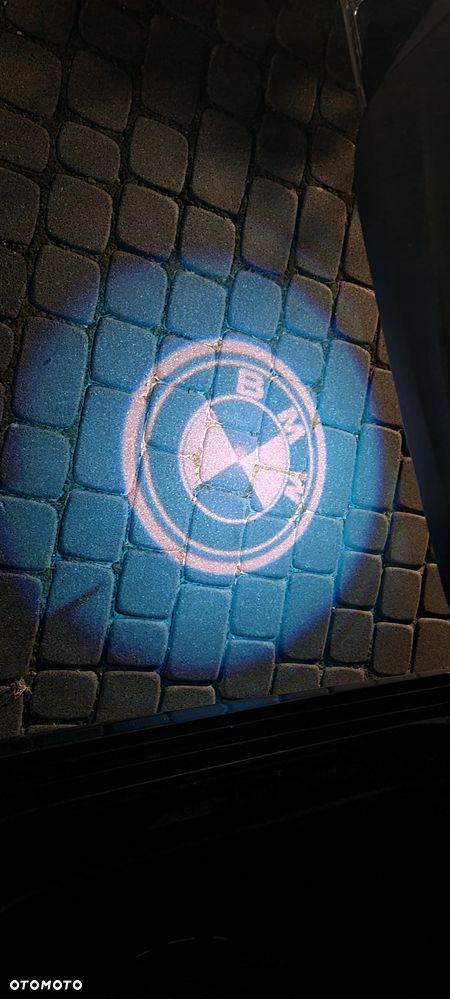 BMW Seria 5 520d xDrive Luxury Line - 28