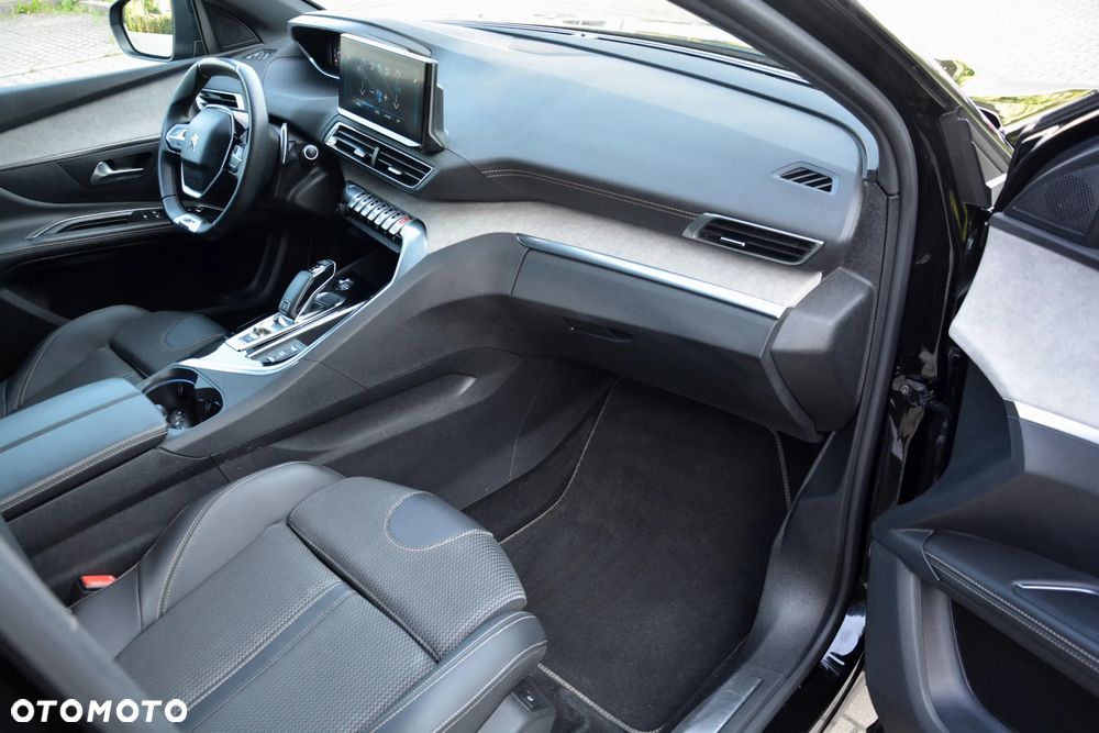 Peugeot 5008 1.6 PureTech GT Pack S&S EAT8 - 25