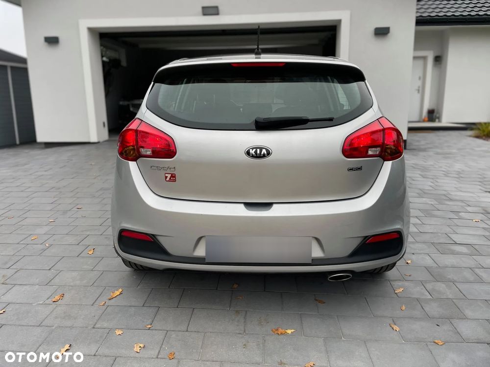 Kia Ceed 2015 photo 5