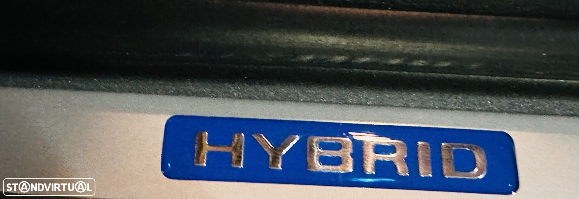 Toyota Auris 1.8 HSD Comfort +P.Sport+Navi - 22