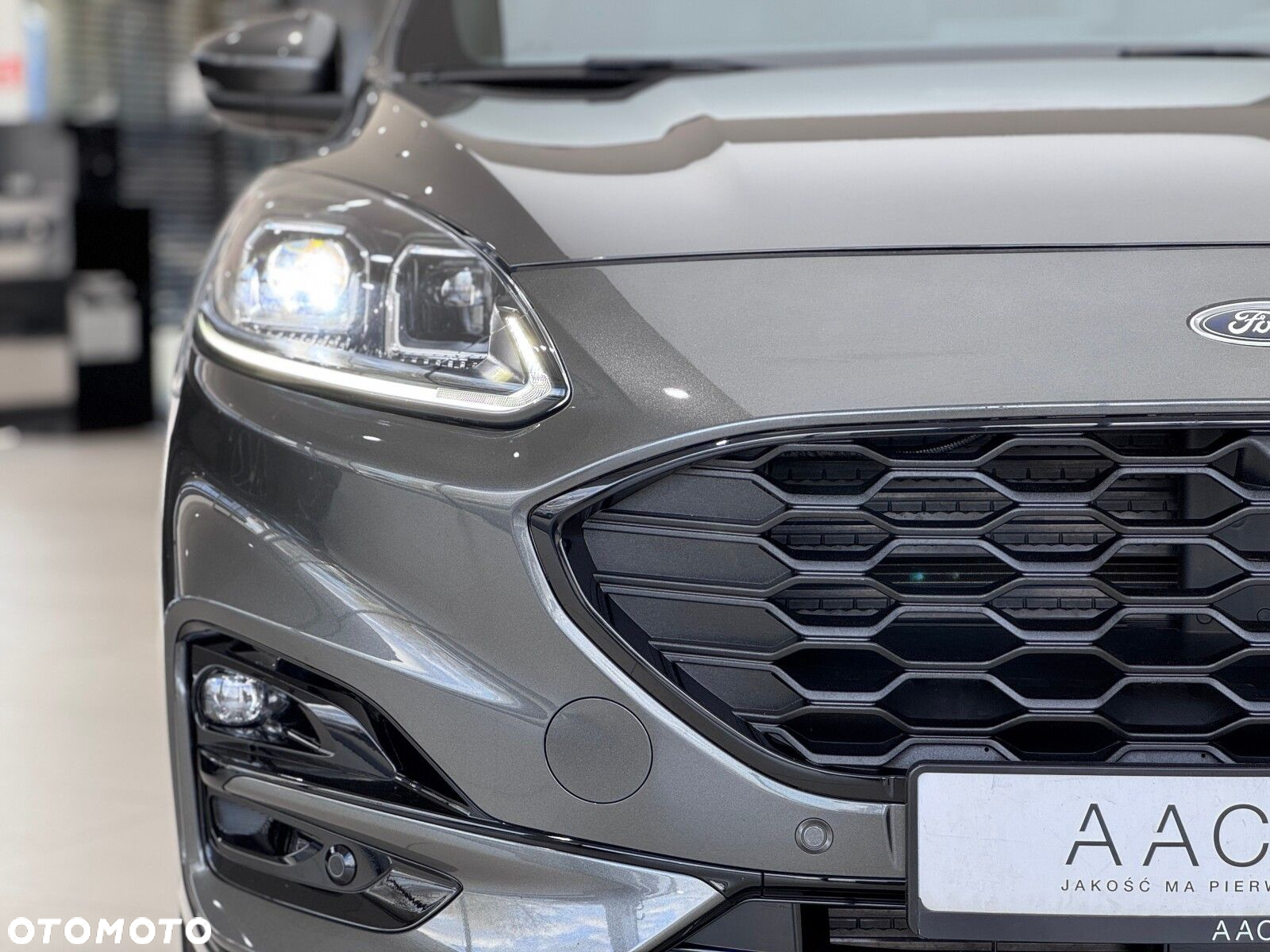 Ford Kuga - 40