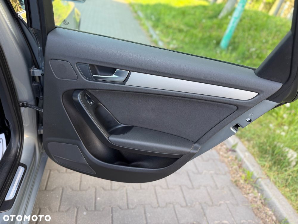 Audi A4 Limousine 1.8 TFSI multitronic S line Sportpaket - 25