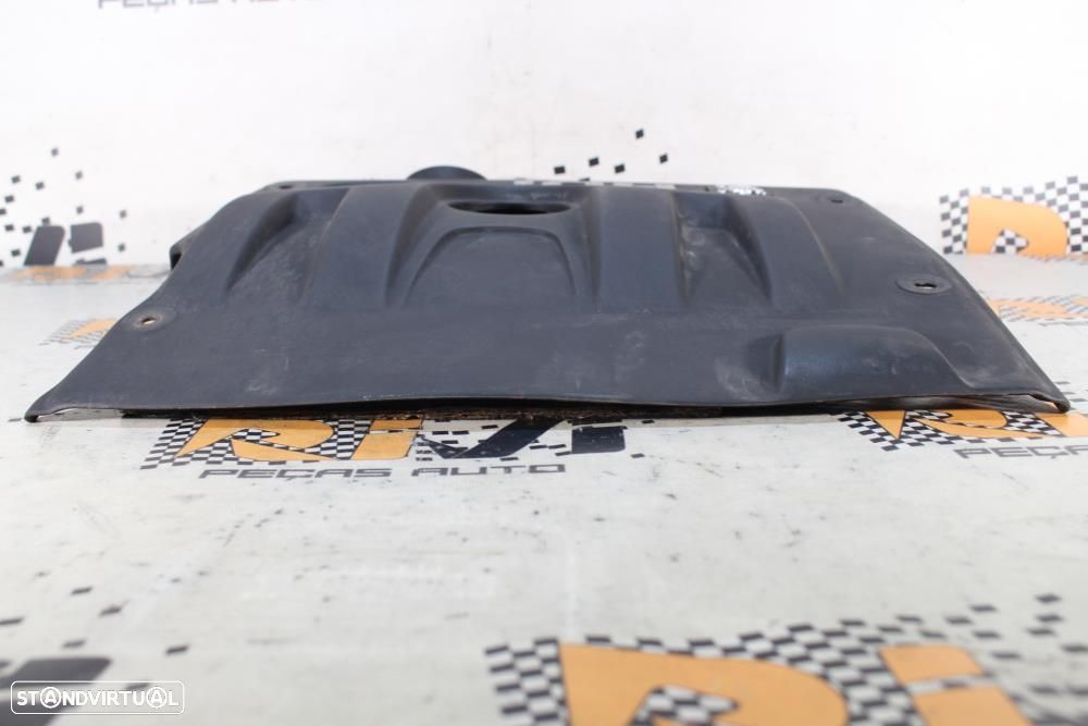 Tampa De Motor Peugeot 307 (3A/C)  Tampa De Motor Peugeot 2.0 Hdi - 6