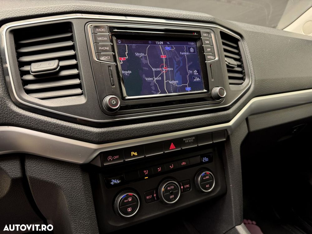 Volkswagen Amarok - 11