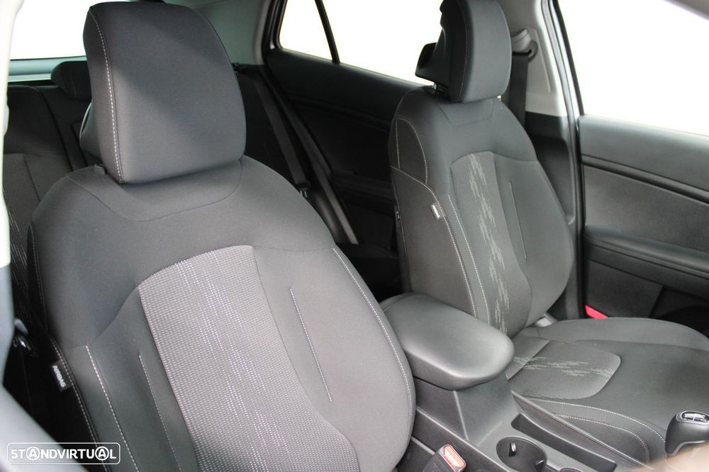 Kia Sportage 1.6 T-GDI Drive - 15