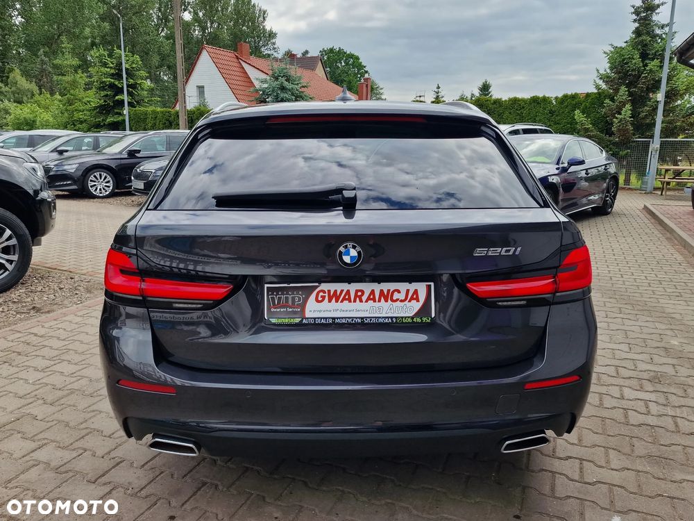 BMW Seria 5 520i mHEV Luxury Line sport - 10