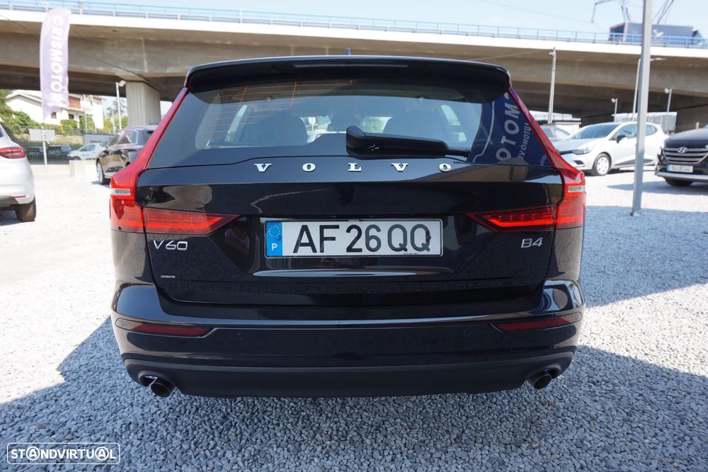 Volvo V60 2.0 B4 Momentum Core Geartronic - 6
