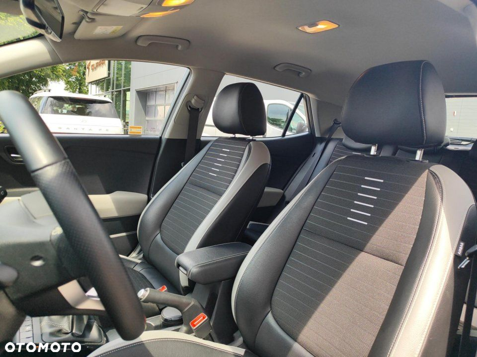 Kia Stonic - 12