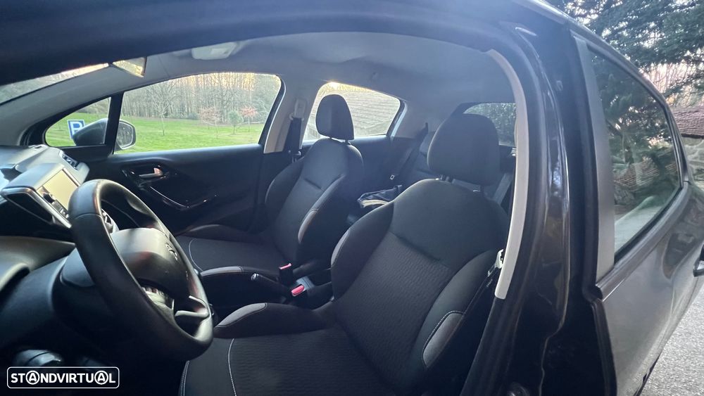 Peugeot 208 e-HDi 92 Stop&Start Style - 7