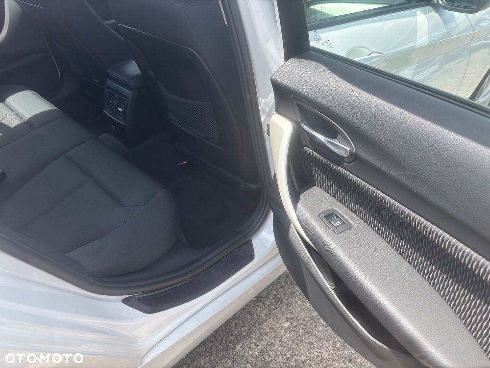 BMW Seria 1 116i Sport Line - 24