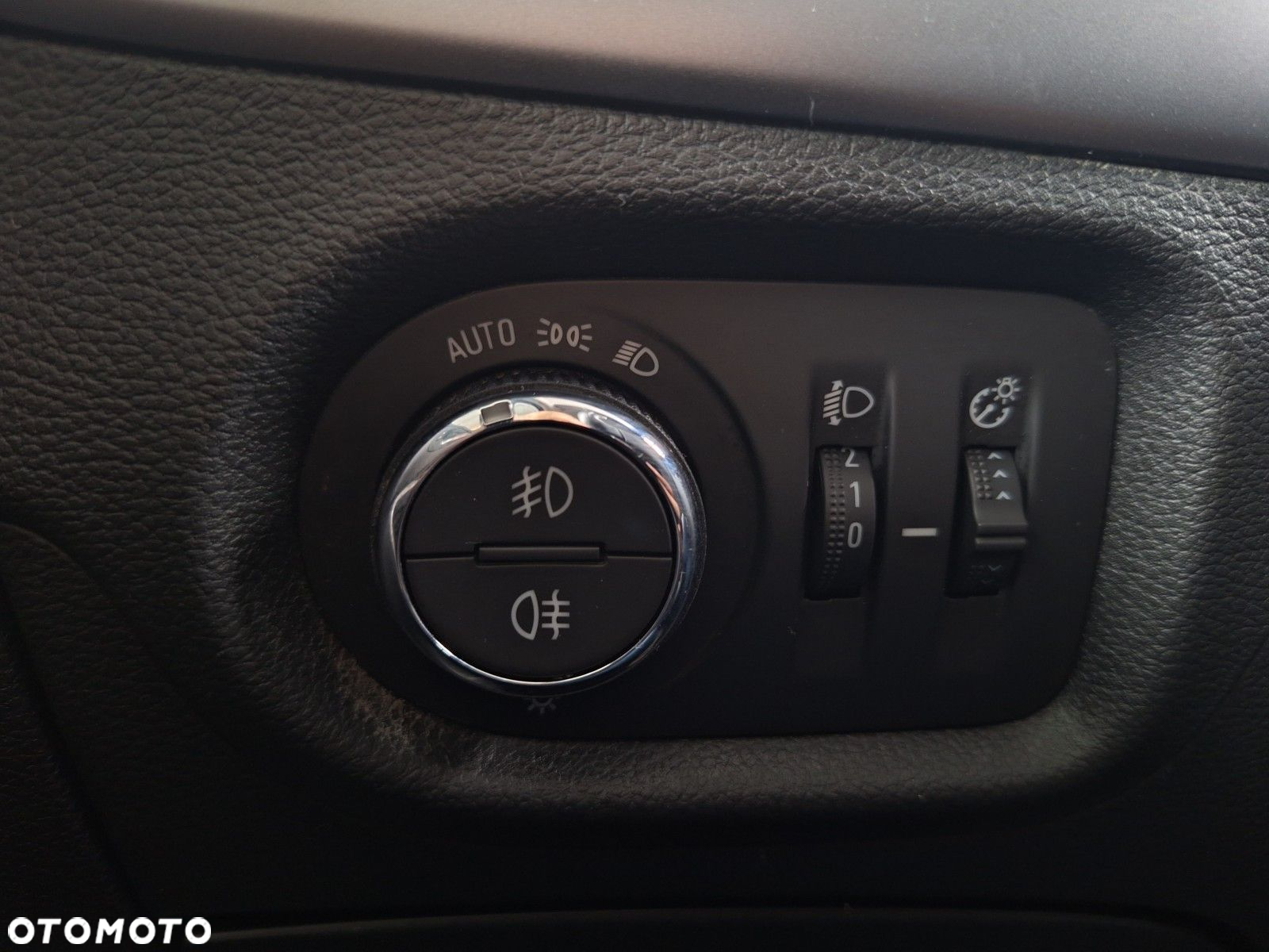 Opel Astra V 1.5 CDTI Edition S&S - 35