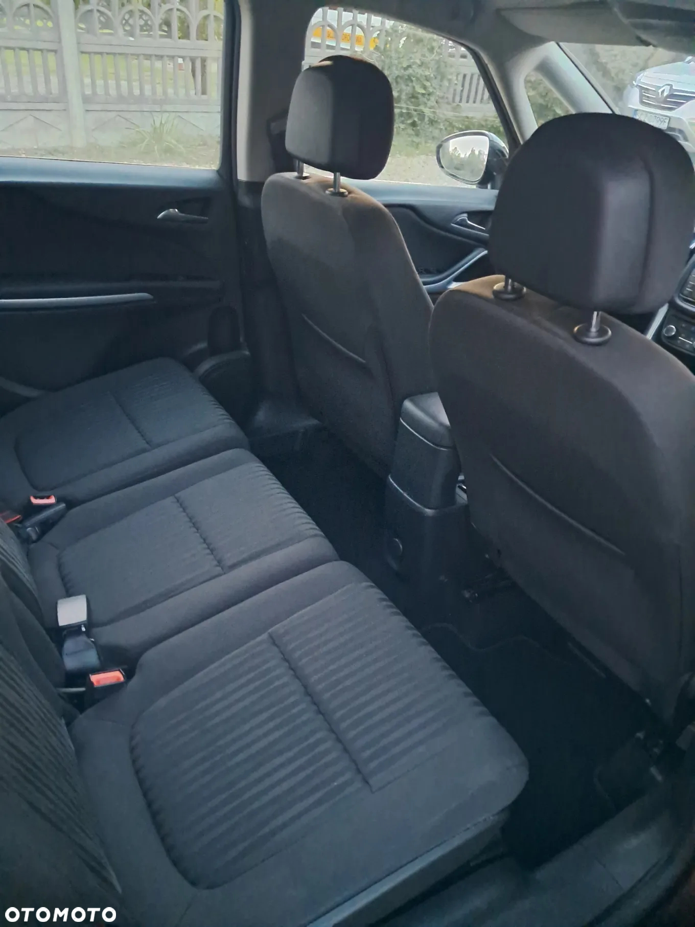 Opel Zafira 1.4 Turbo Edition - 9