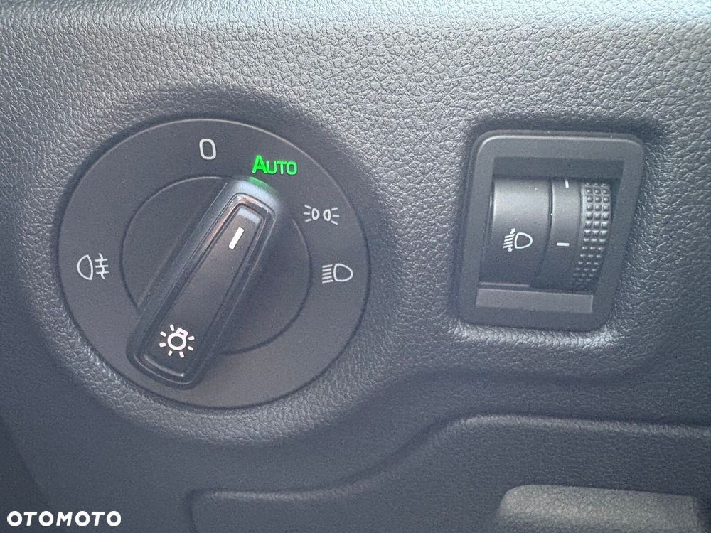 Skoda Fabia 1.0 Ambition - 24