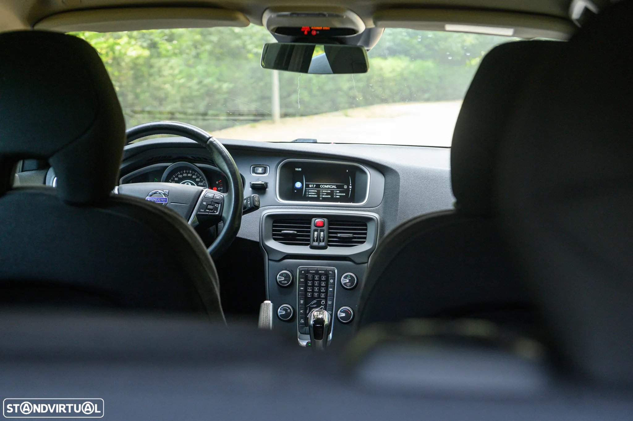 Volvo V40 Cross Country 2.0 D2 Summum - 18
