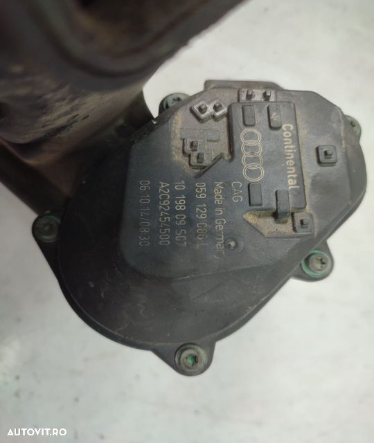 Galerie admisie cu motoras 059129086l a2c92454500 3.0 tdi CASA Audi A5 8T seria - 3